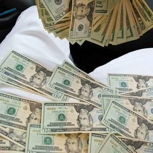 Meet your Posher, Charles